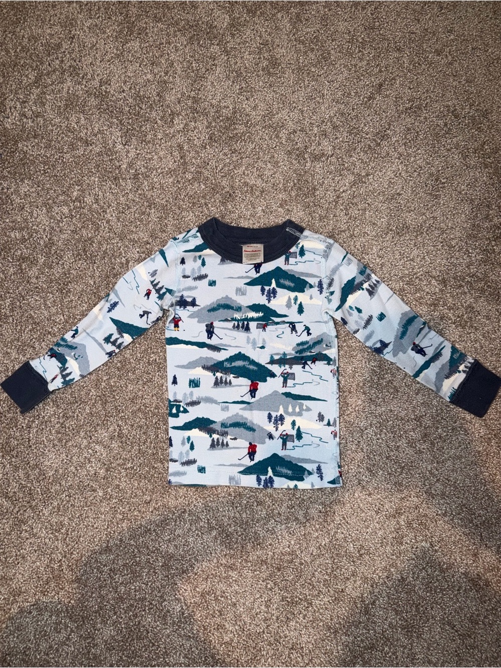 Hanna Andersson Mountain Ski Scene Long-Sleeve Top - Navy, Teal & White